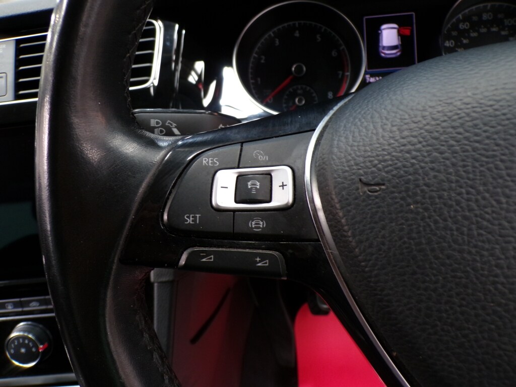 Used Volkswagen Golf 2018 for sale - 76786982: Photo 21