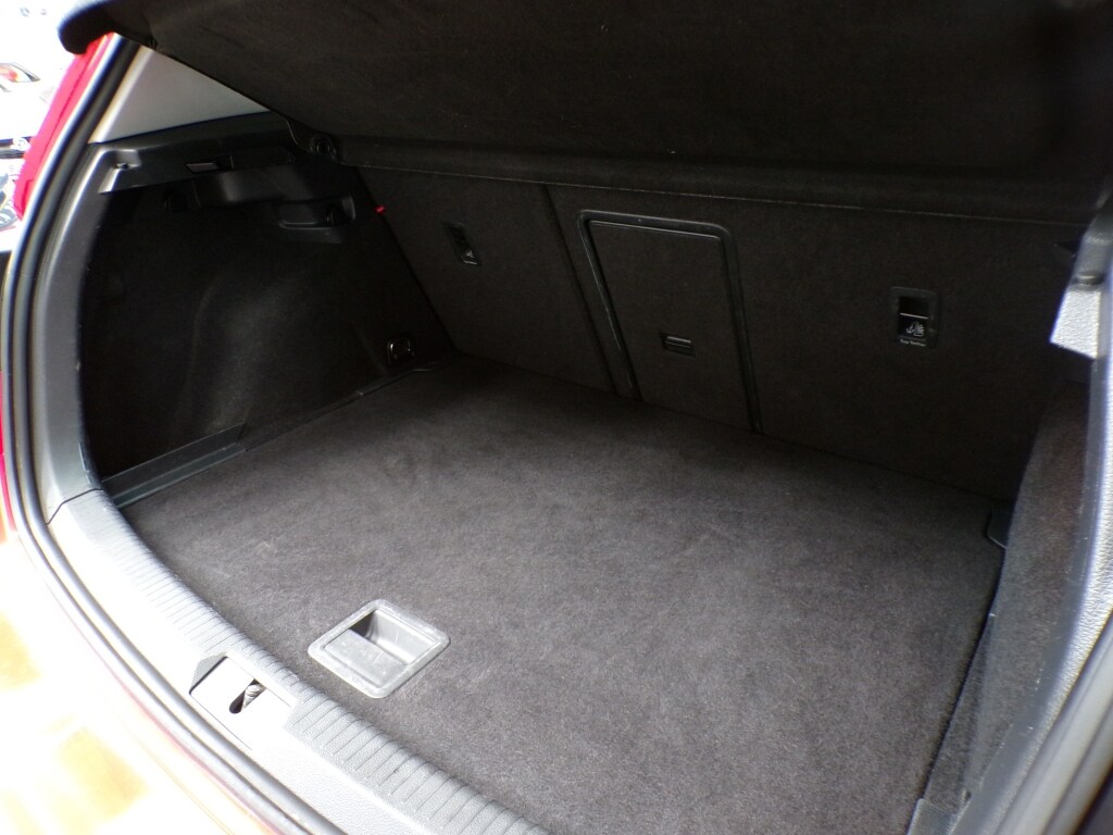 Used Volkswagen Golf 2018 for sale - 76786982: Photo 29