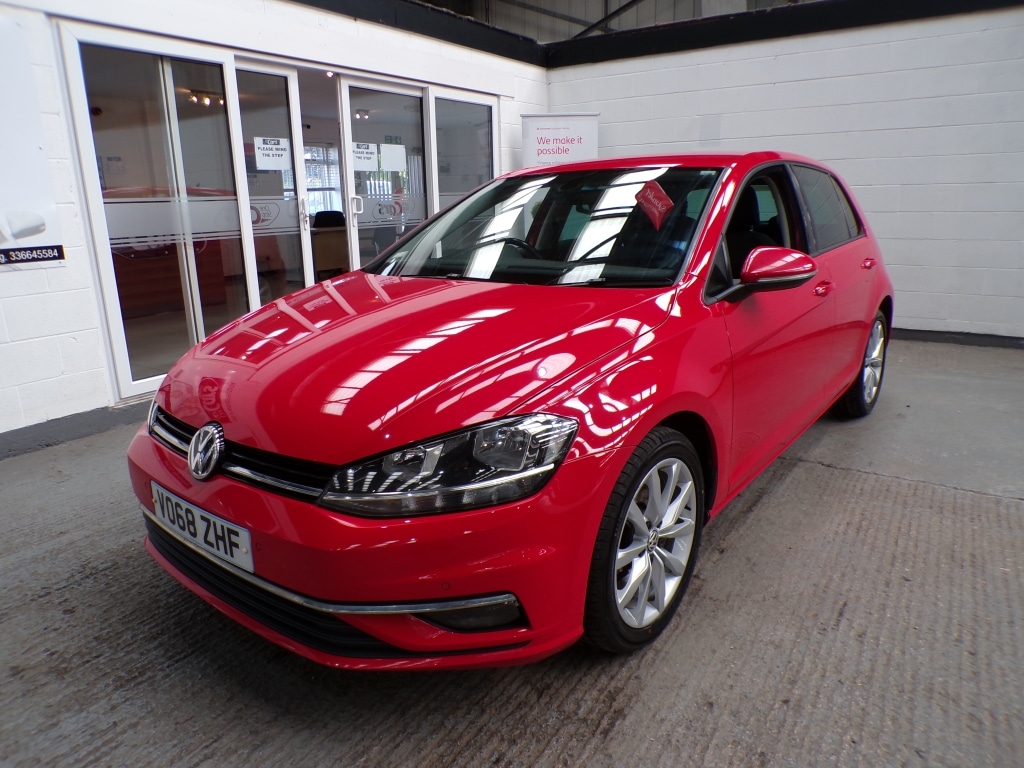 Used Volkswagen Golf 2018 for sale - 76786982: Photo 3