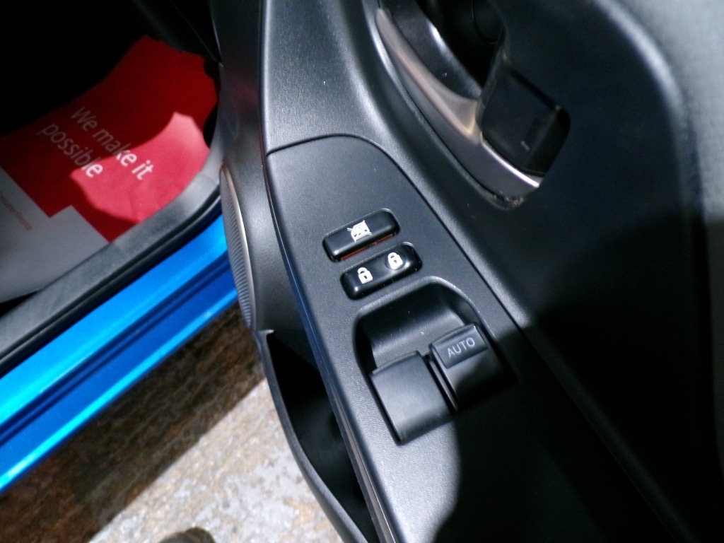 Used Toyota Yaris 2016 for sale - 76787029: Photo 17