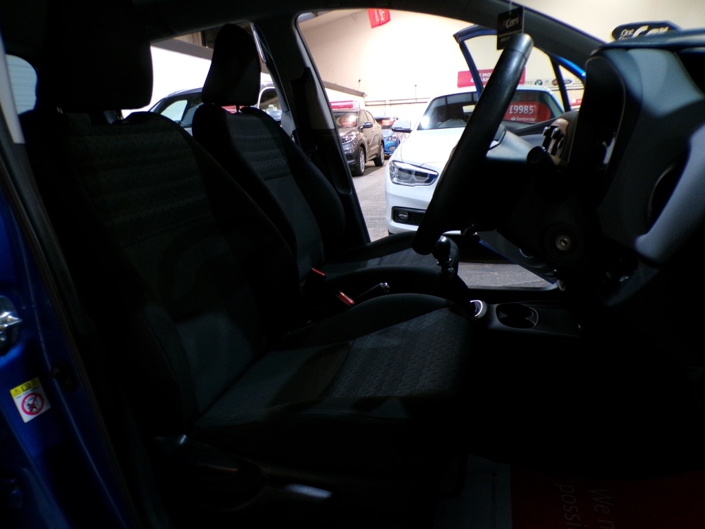 Used Toyota Yaris 2016 for sale - 76787029: Photo 18