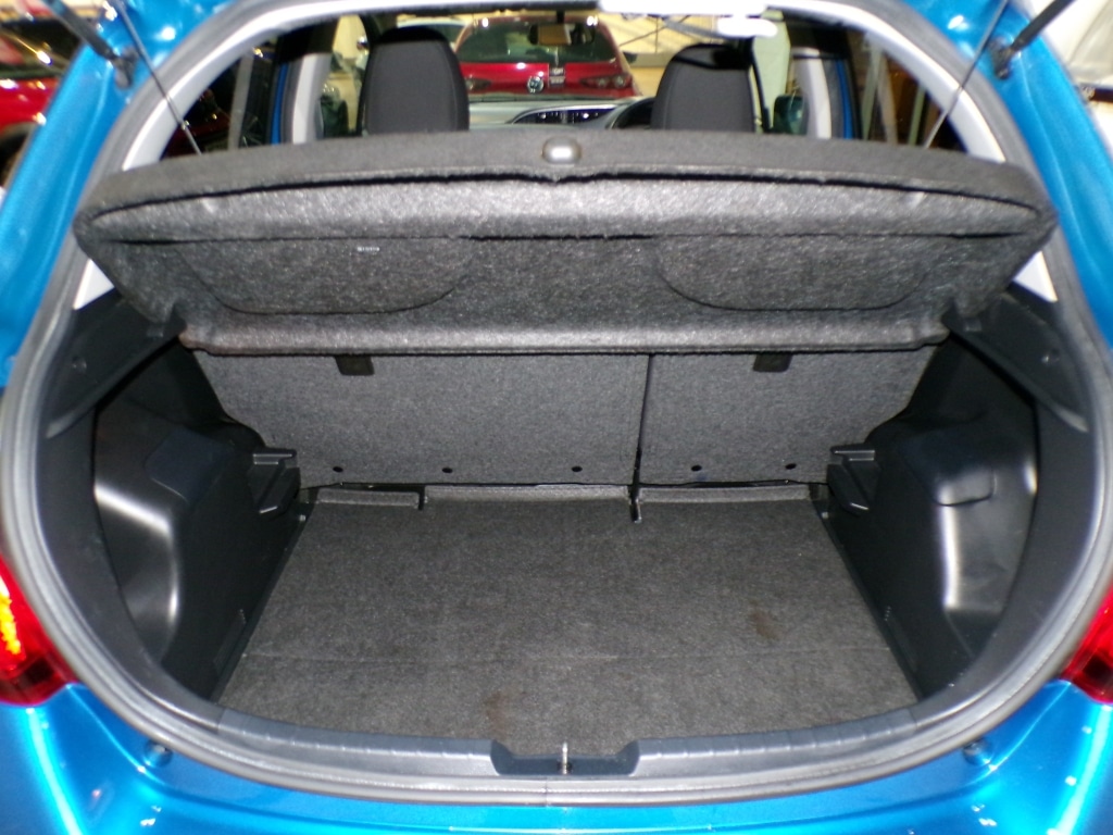 Used Toyota Yaris 2016 for sale - 76787029: Photo 33