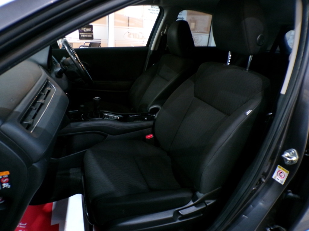 Used Honda HR-V 2015 for sale - 76787008: Photo 14