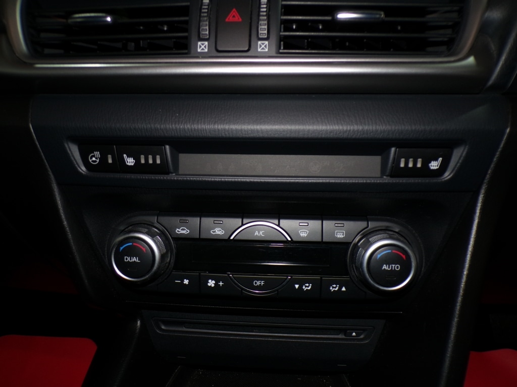 Used Mazda Mazda3 2018 for sale - 76786974: Photo 27