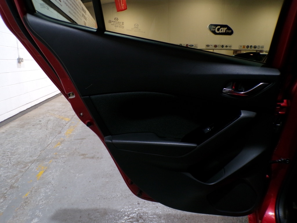 Used Mazda Mazda3 2018 for sale - 76786974: Photo 29