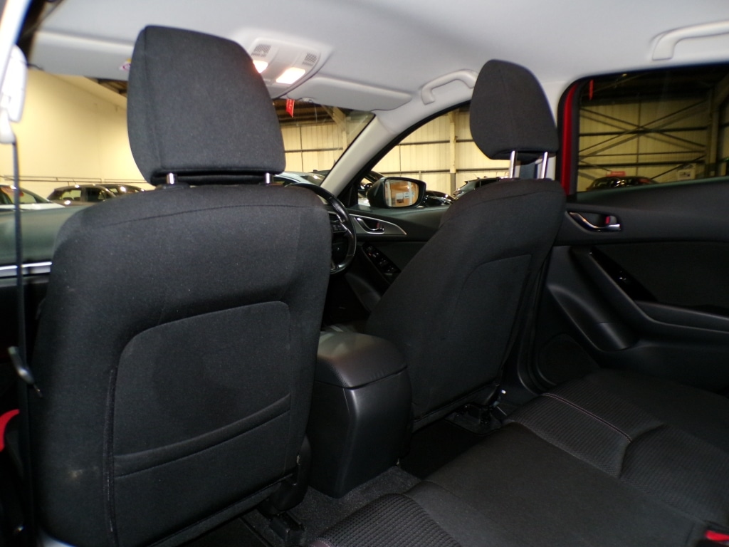 Used Mazda Mazda3 2018 for sale - 76786974: Photo 31