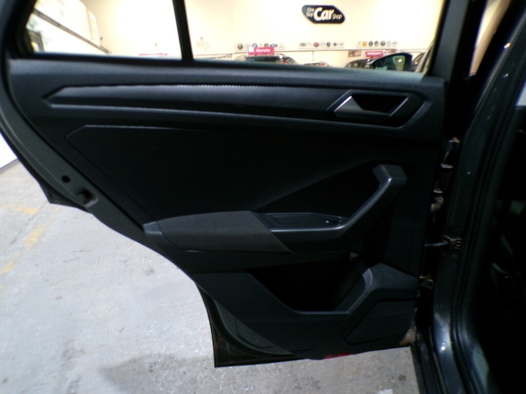 Used Volkswagen T-Roc 2018 for sale - 77818674: Photo 27