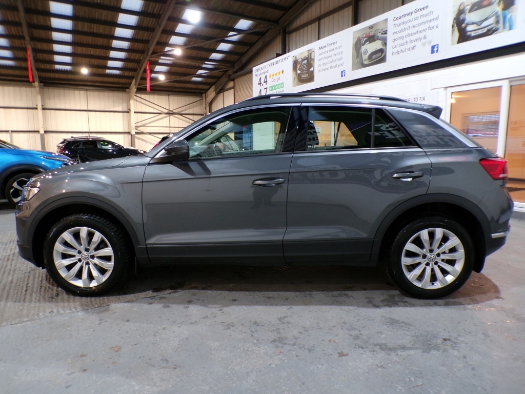 Used Volkswagen T-Roc 2018 for sale - 77818674: Photo 4