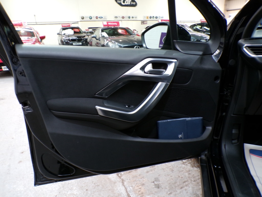 Used Peugeot 2008 2019 for sale - 78108112: Photo 13