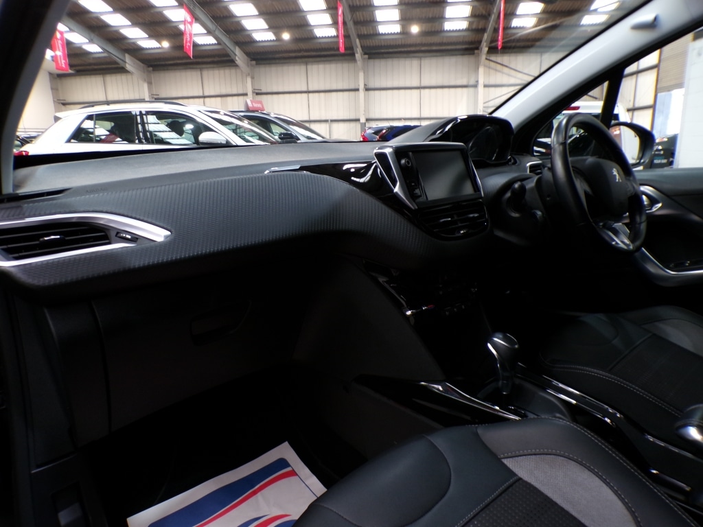 Used Peugeot 2008 2019 for sale - 78108112: Photo 15