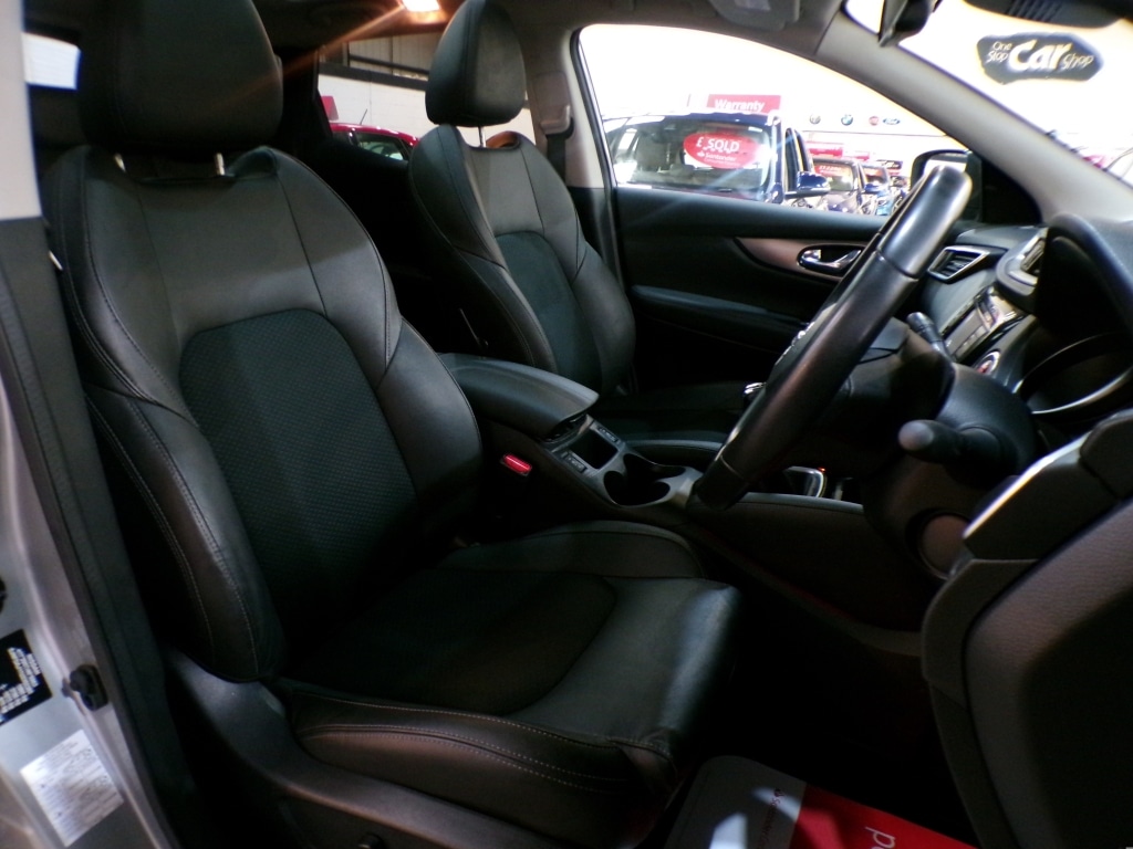 Used Nissan Qashqai 2018 for sale - 76832939: Photo 18