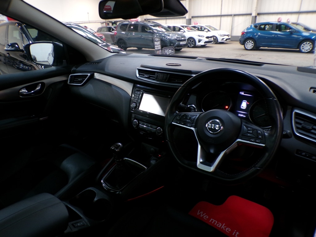Used Nissan Qashqai 2018 for sale - 76832939: Photo 19