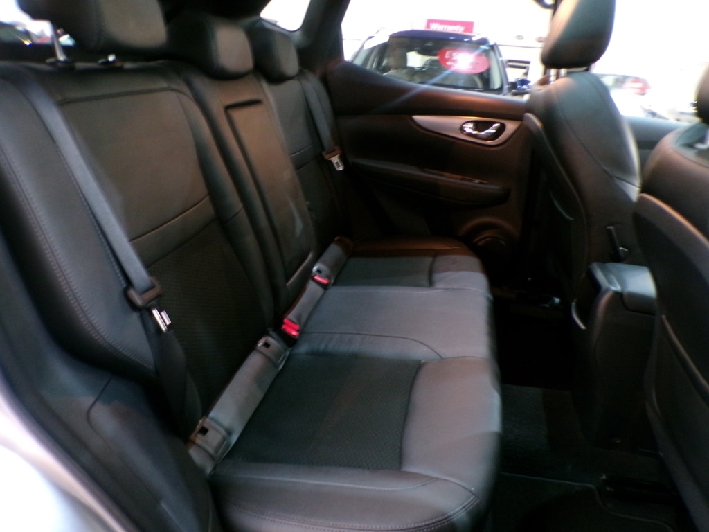 Used Nissan Qashqai 2018 for sale - 76832939: Photo 27