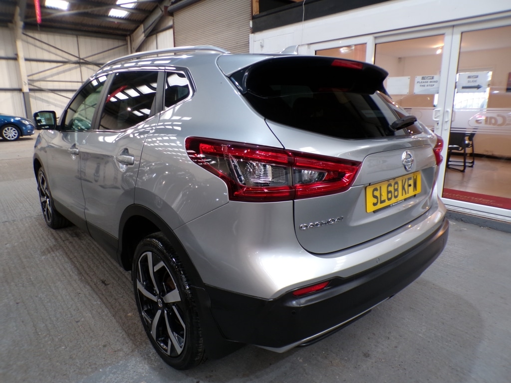 Used Nissan Qashqai 2018 for sale - 76832939: Photo 5