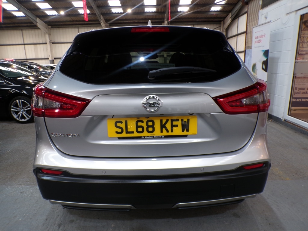 Used Nissan Qashqai 2018 for sale - 76832939: Photo 6