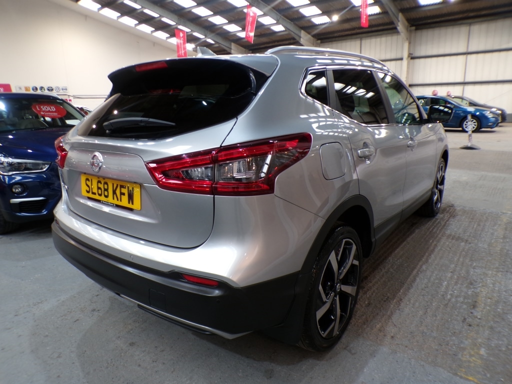Used Nissan Qashqai 2018 for sale - 76832939: Photo 7