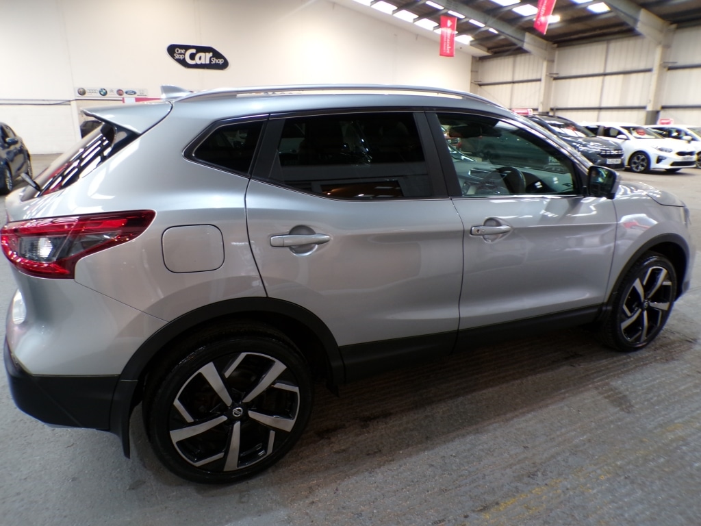 Used Nissan Qashqai 2018 for sale - 76832939: Photo 8