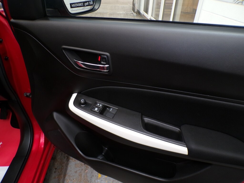 Used Suzuki Swift 2023 for sale - 76787004: Photo 21