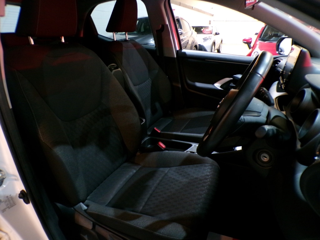 Used Toyota Yaris 2022 for sale - 76786992: Photo 17