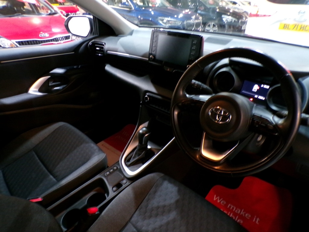 Used Toyota Yaris 2022 for sale - 76786992: Photo 18