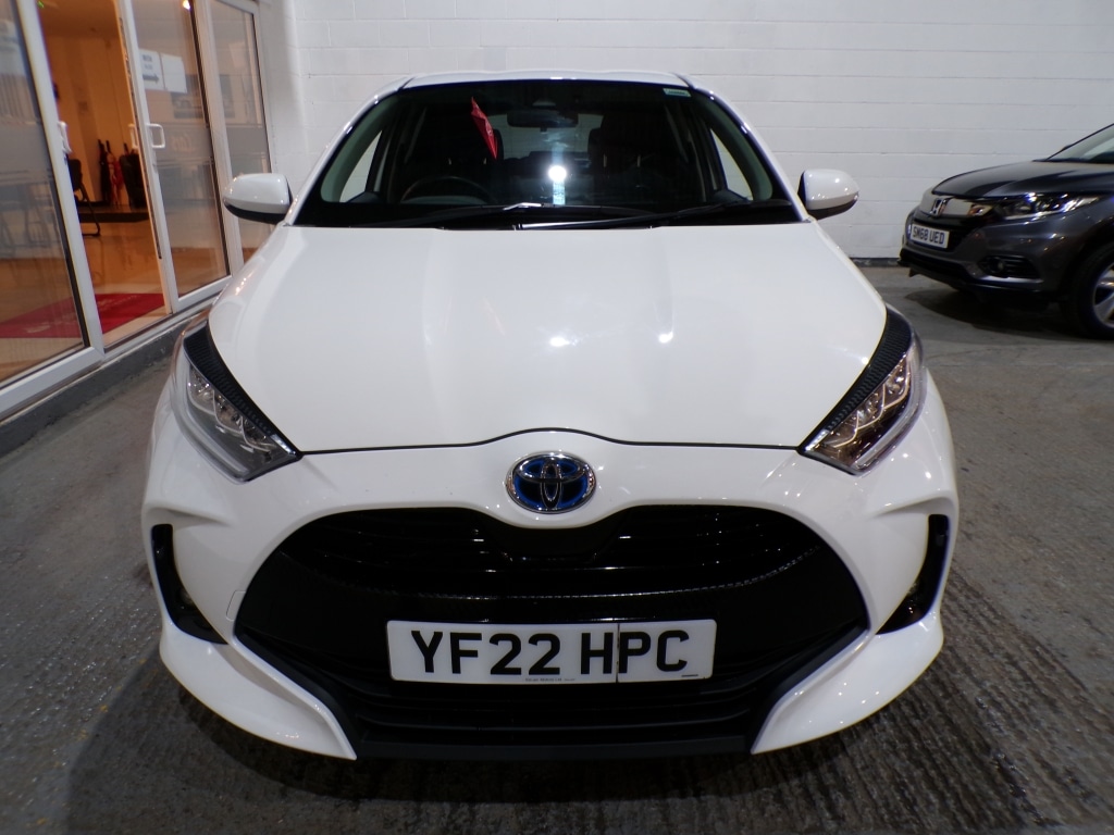 Used Toyota Yaris 2022 for sale - 76786992: Photo 2