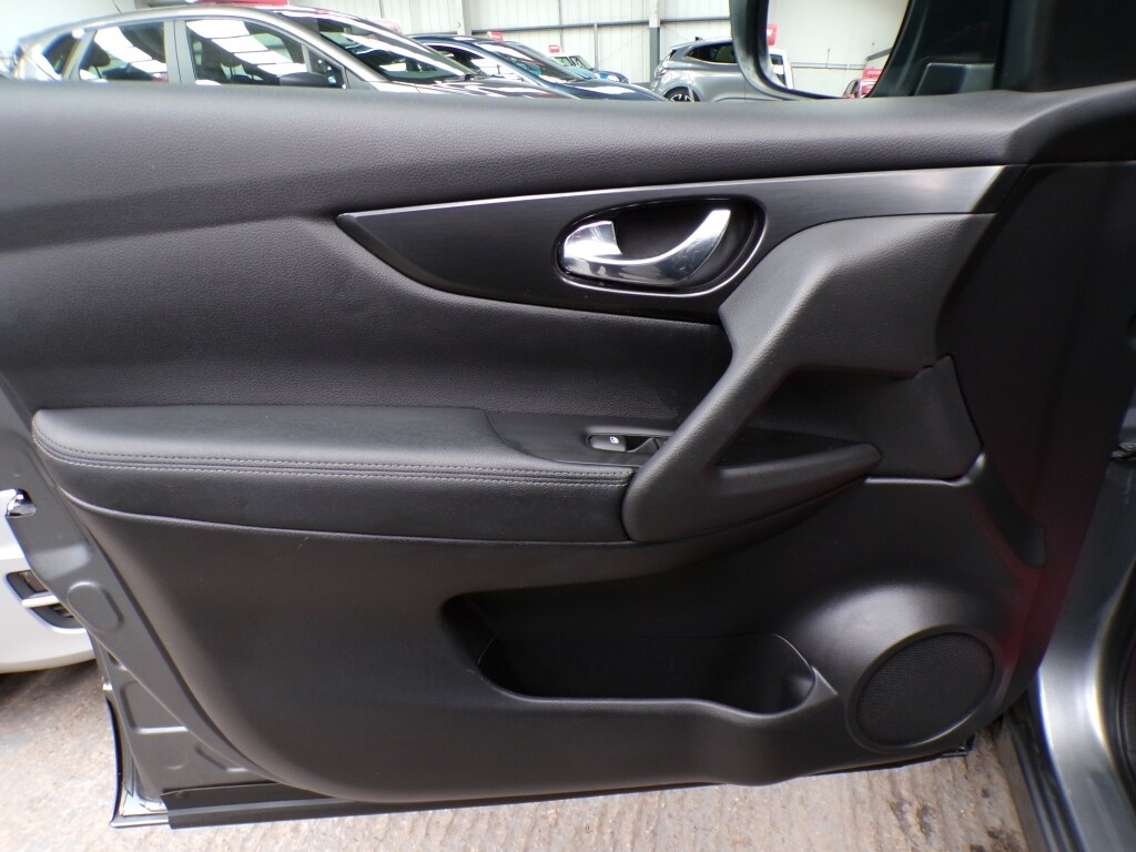 Used Nissan Qashqai 2020 for sale - 76786997: Photo 13