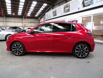 Used Peugeot 208 2020 for sale - 76941882: Photo