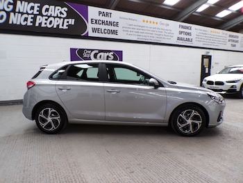 Used Hyundai i30 2023 for sale - 78381101: Photo