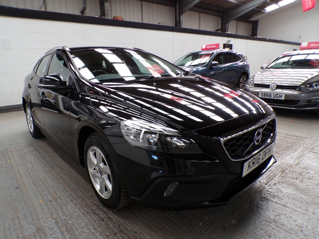 Used Volvo V40 2016 for sale - 76787001: Photo 1