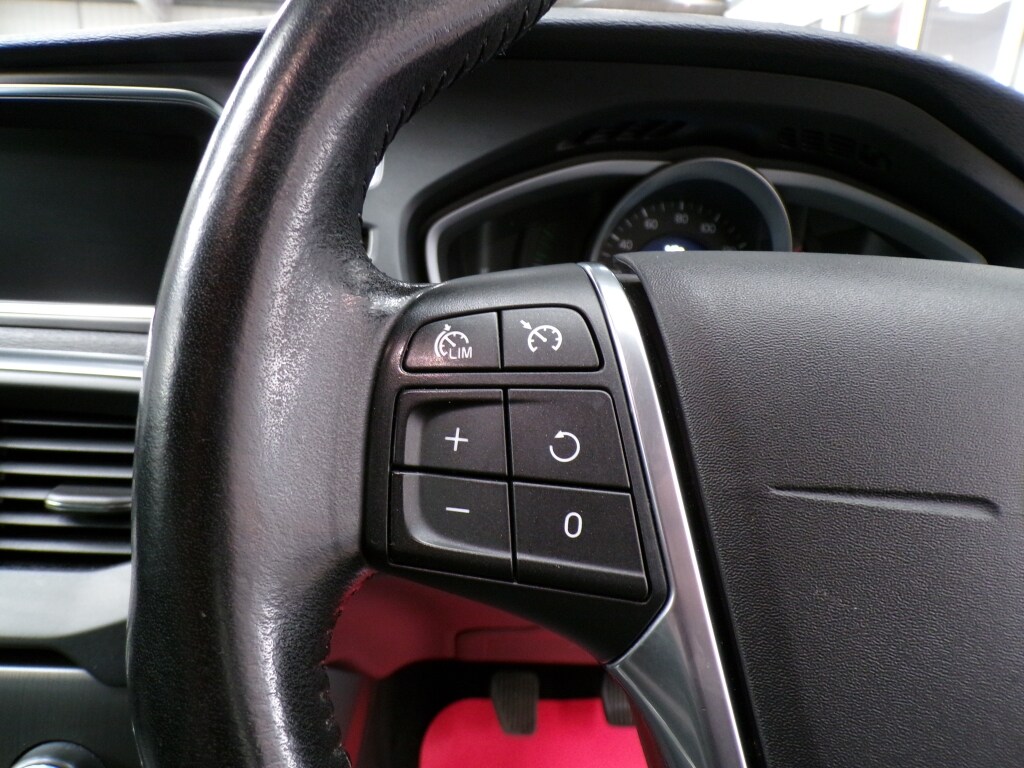 Used Volvo V40 2016 for sale - 76787001: Photo 20