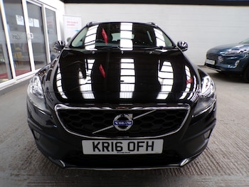 Used Volvo V40 2016 for sale - 76787001: Photo
