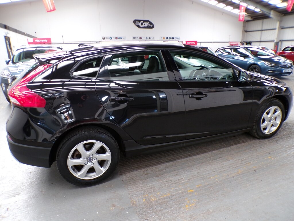 Used Volvo V40 2016 for sale - 76787001: Photo 8