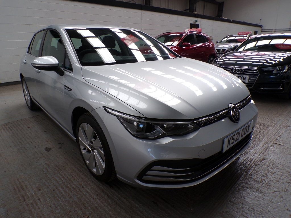 Used Volkswagen Golf 2021 for sale - 76786977: Photo 1