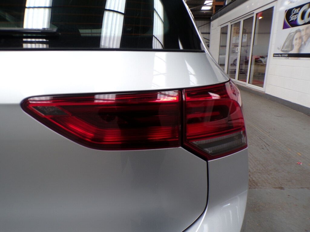 Used Volkswagen Golf 2021 for sale - 76786977: Photo 14