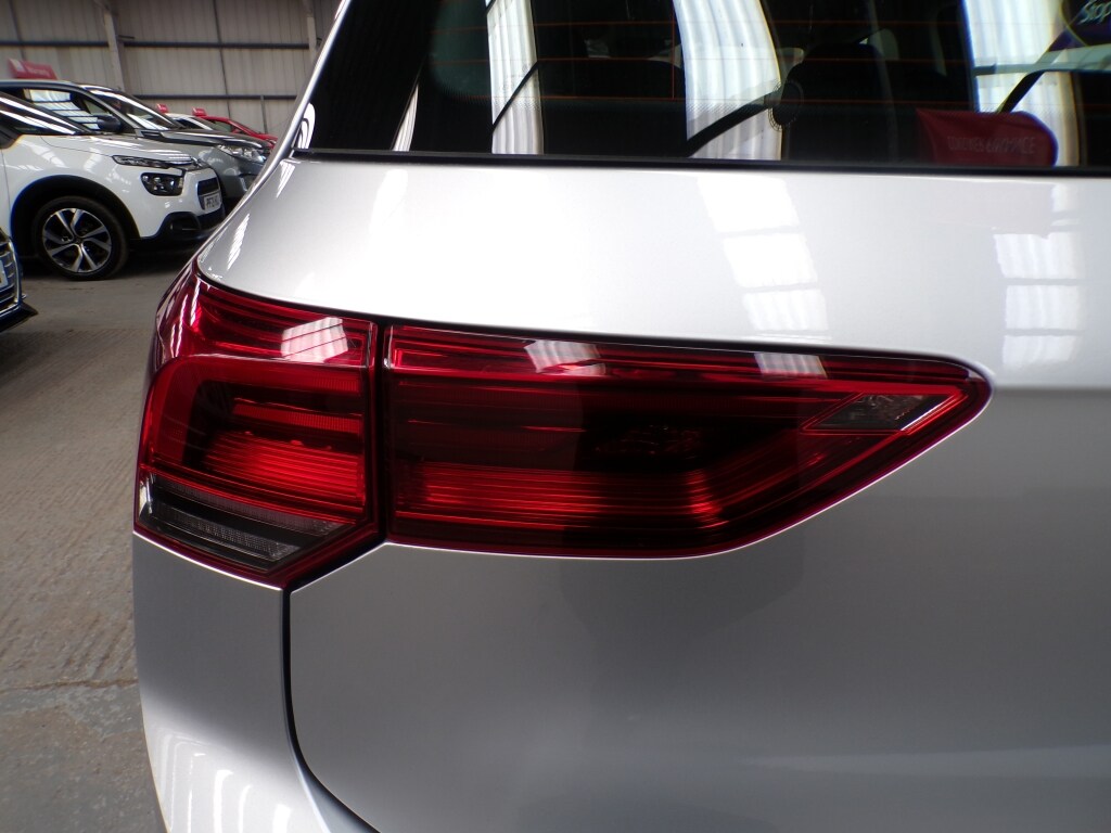 Used Volkswagen Golf 2021 for sale - 76786977: Photo 15