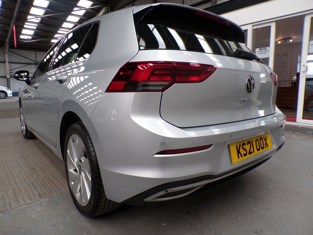 Used Volkswagen Golf 2021 for sale - 76786977: Photo 16