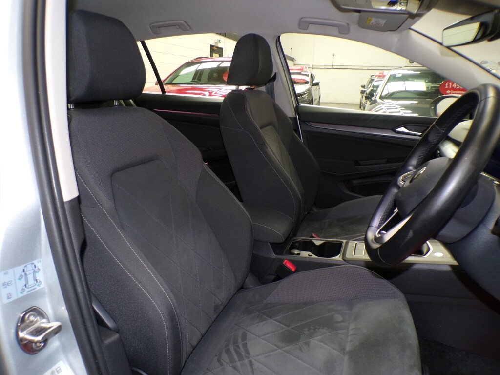 Used Volkswagen Golf 2021 for sale - 76786977: Photo 18