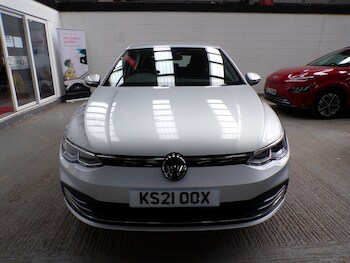 Used Volkswagen Golf 2021 for sale - 76786977: Photo