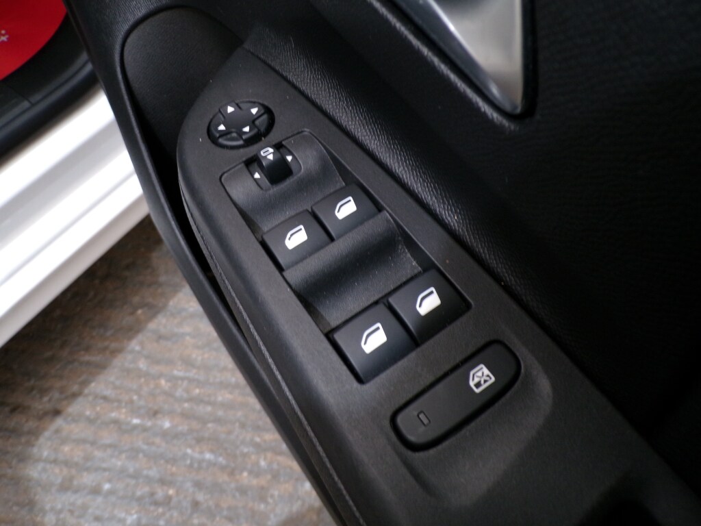 Used Vauxhall Corsa 2022 for sale - 76879776: Photo 17