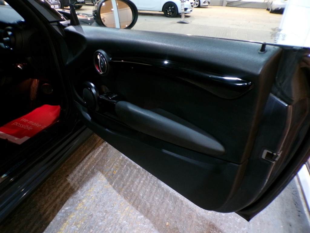 Used MINI Hatch 2019 for sale - 76787012: Photo 17