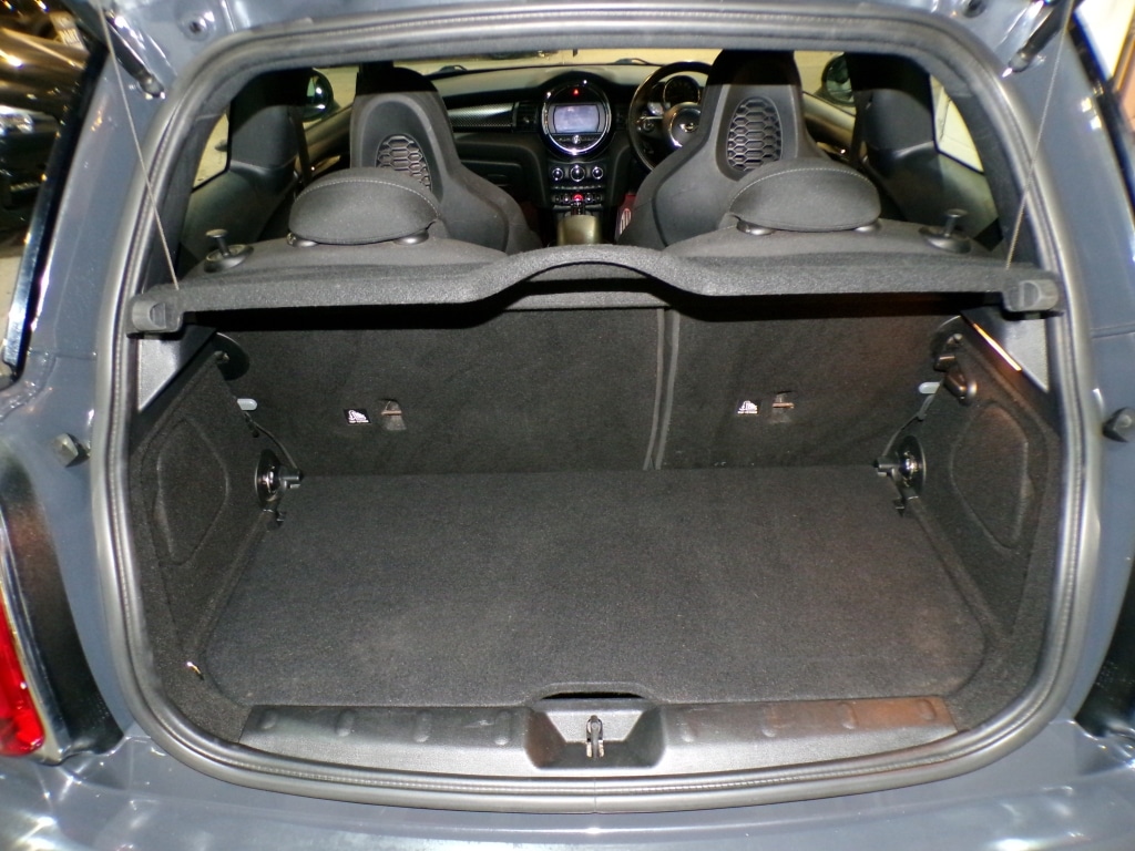 Used MINI Hatch 2019 for sale - 76787012: Photo 32