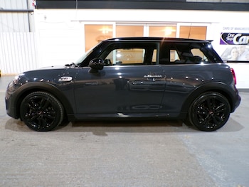 Used MINI Hatch 2019 for sale - 76787012: Photo