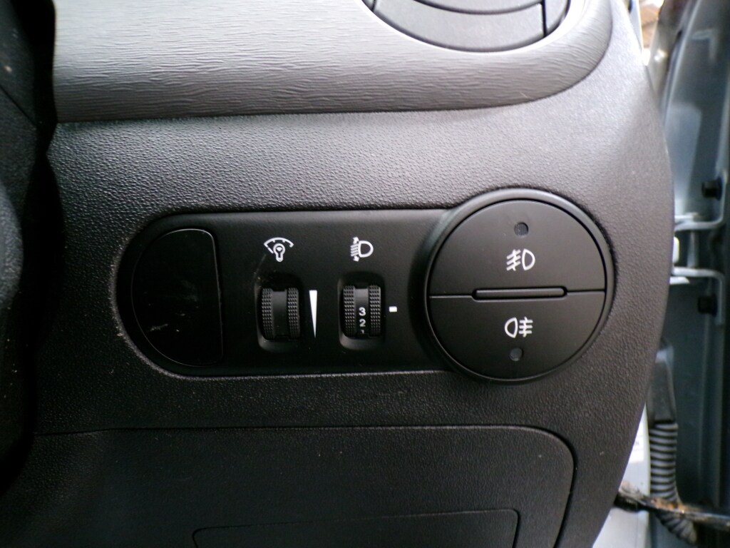 Used Hyundai i10 2013 for sale - 77504045: Photo 22