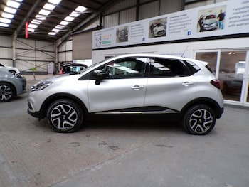 Used Renault Captur 2018 for sale - 78639736: Photo
