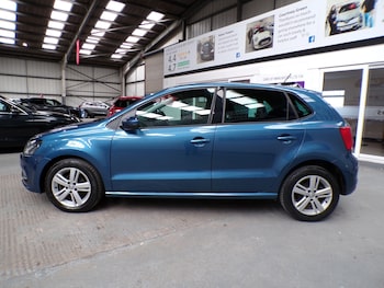 Used Volkswagen Polo 2016 for sale - 78122862: Photo