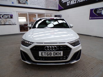 Used Audi A1 2018 for sale - 77938460: Photo