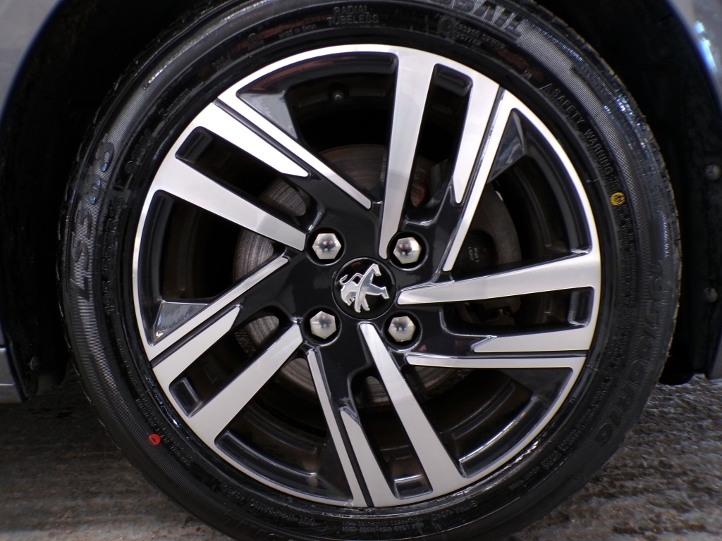 Used Peugeot 208 2021 for sale - 76787014: Photo 10