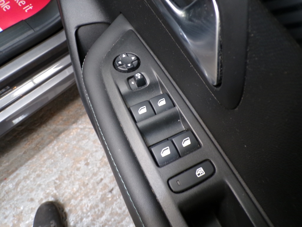 Used Peugeot 208 2021 for sale - 76787014: Photo 16