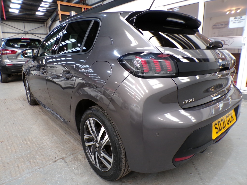 Used Peugeot 208 2021 for sale - 76787014: Photo 5