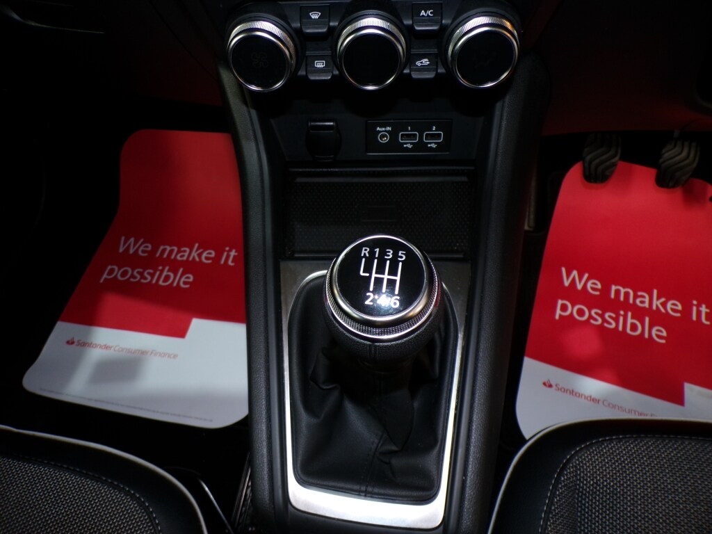 Used Renault Captur 2022 for sale - 76787002: Photo 17